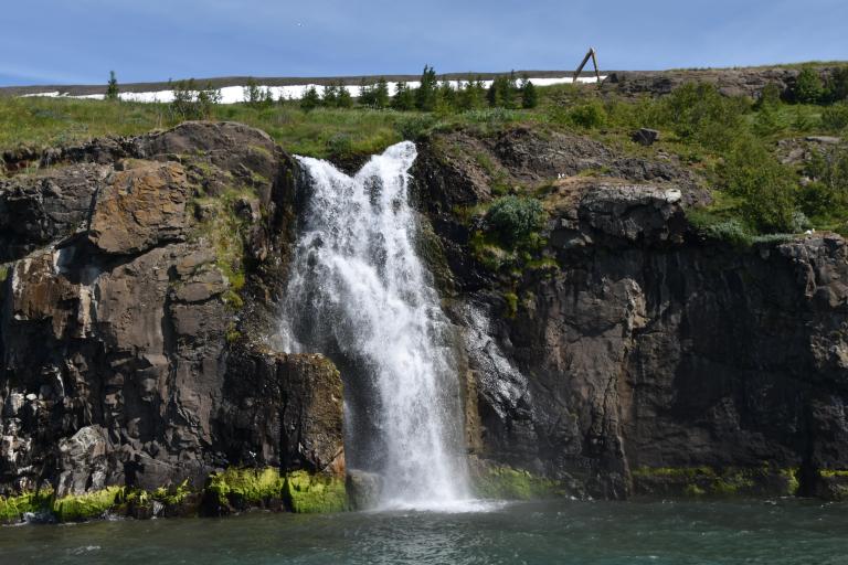 AK-01 Akureyri Classic Whale Watching - geothermal waterfall